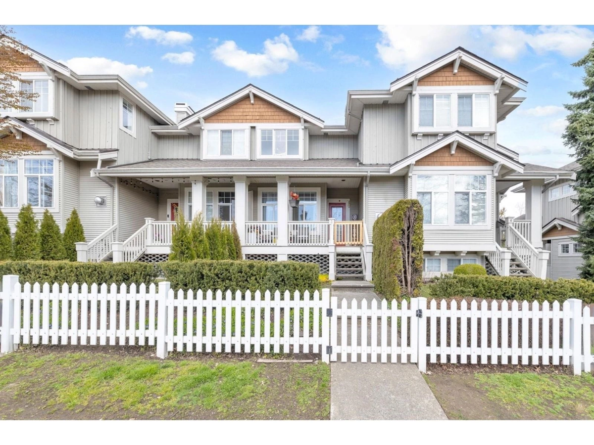 Exterior Front Photo of 3 14877 58 Avenue, Surrey, BC