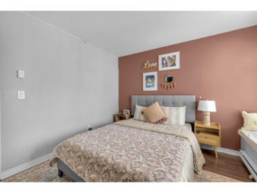 Laundry Room Photo of 3 14877 58 Avenue, Surrey, BC