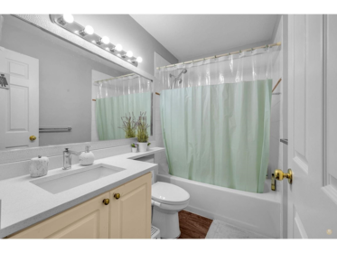 Mudroom Photo of 3 14877 58 Avenue, Surrey, BC