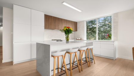 Breakfast Nook Photo of 401 475 13th Street, West Vancouver, BC