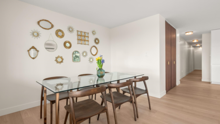 Pantry Photo of 401 475 13th Street, West Vancouver, BC