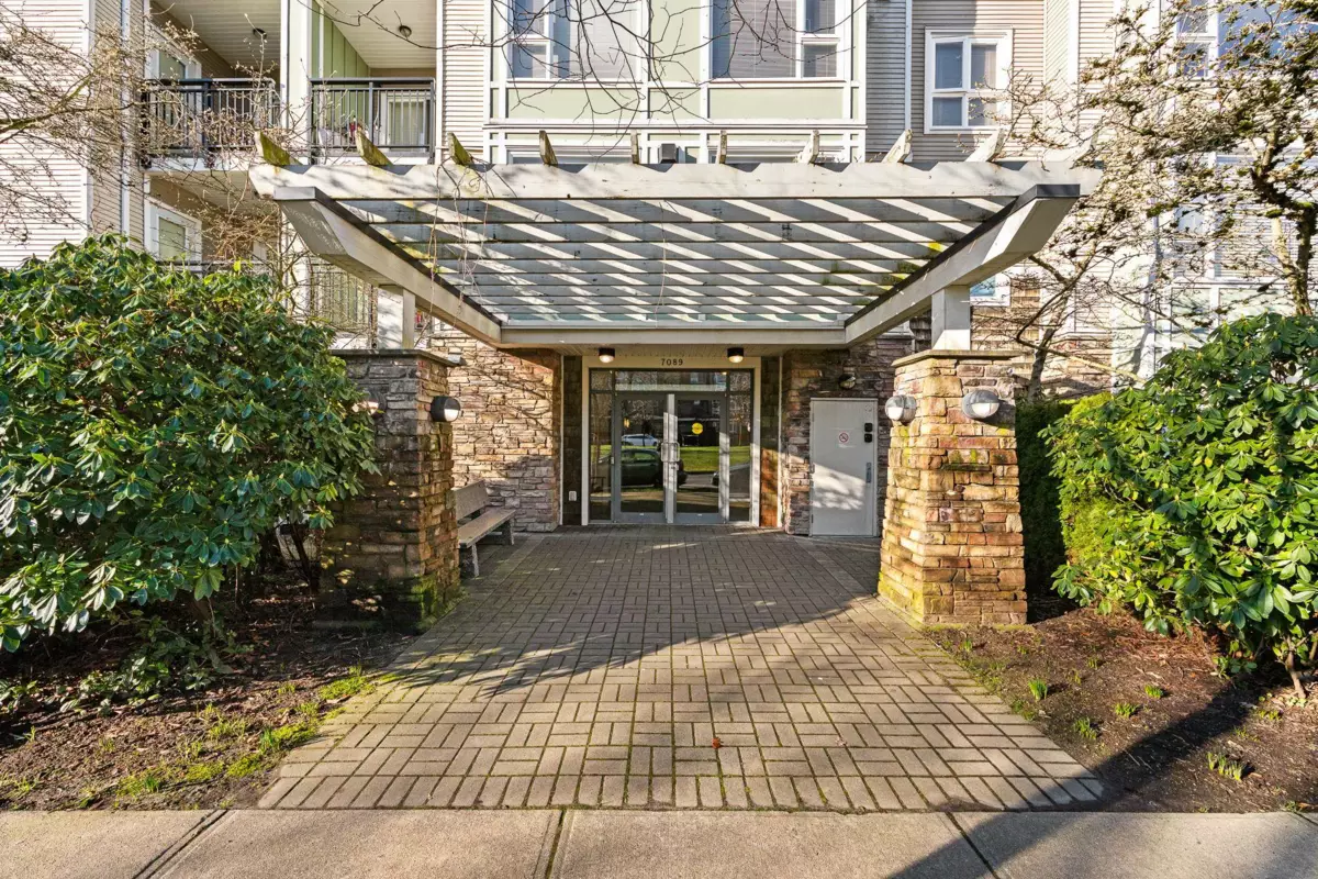 Outdoor Deck Photo of 417 7089 Mont Royal Square, Vancouver, BC