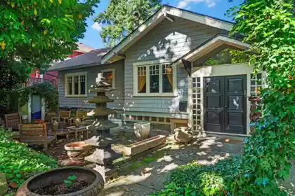 4523 W 1st Avenue, Vancouver, BC