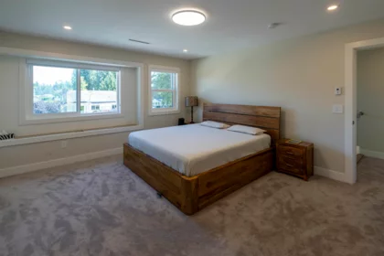 Bedroom 4 Photo of 937 160b Street, Surrey, BC