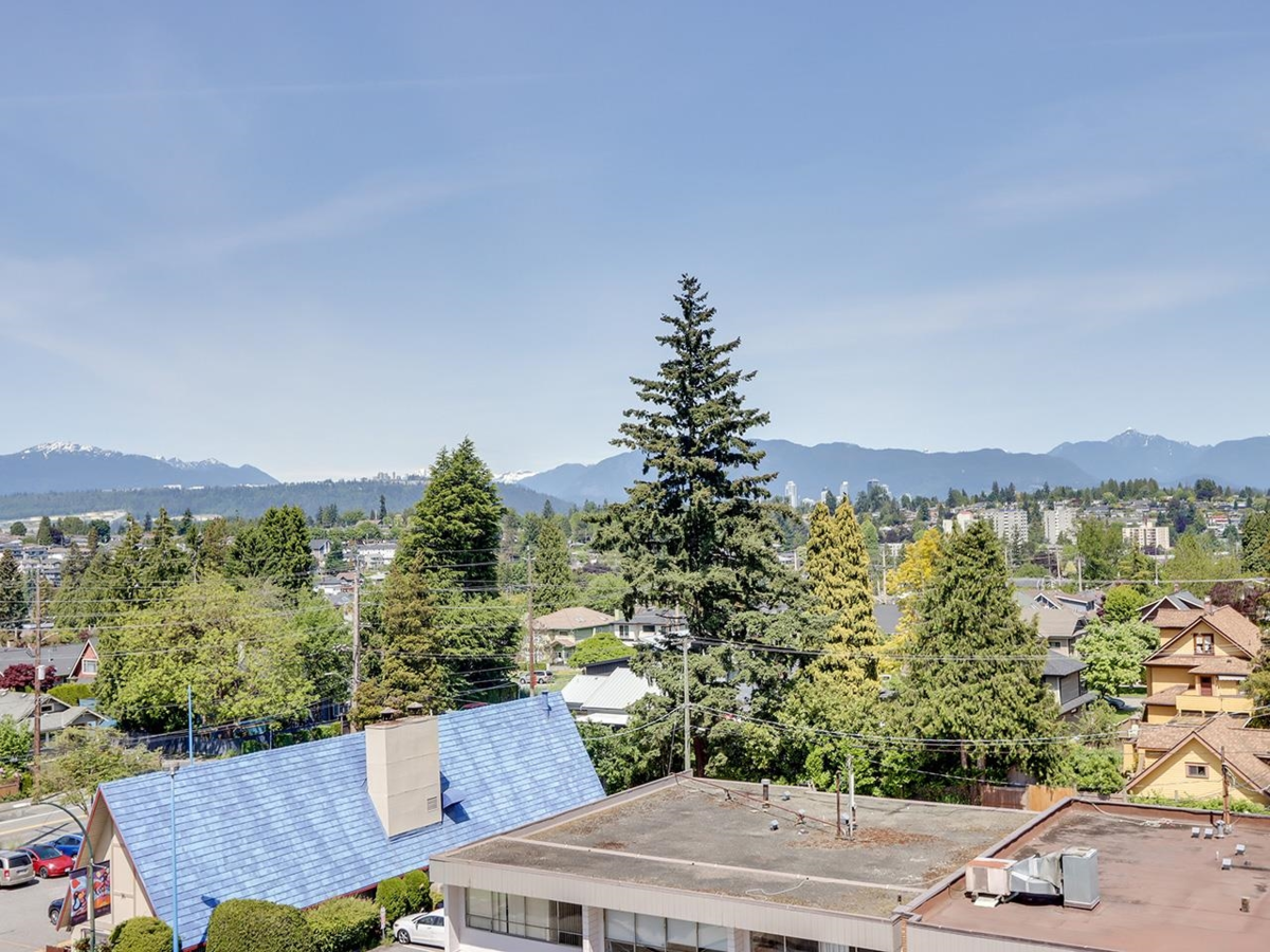 Hallway Photo of 702 615 Hamilton Street, New Westminster, BC