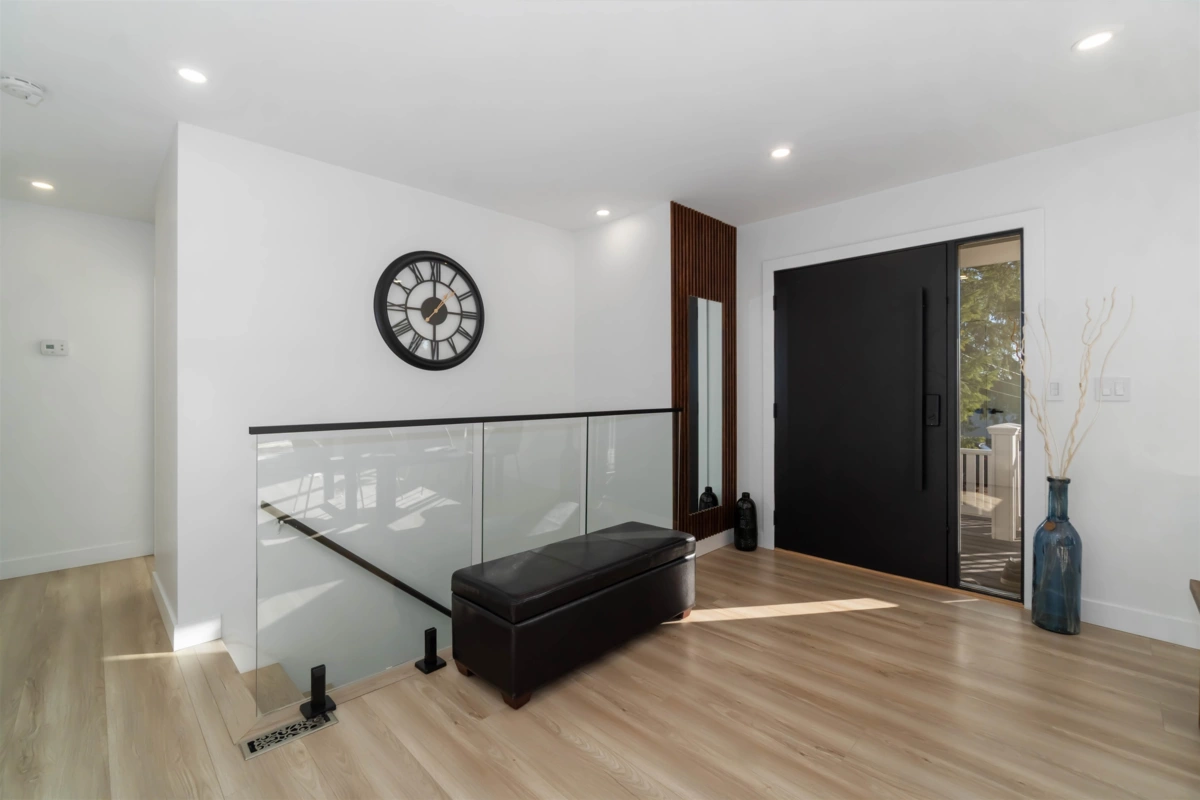 Bedroom 3 Photo of 3837 Sunnycrest Drive, North Vancouver, BC