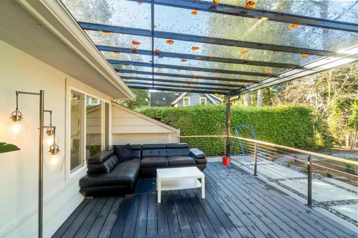 Hallway Photo of 3837 Sunnycrest Drive, North Vancouver, BC