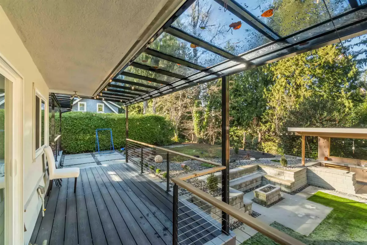 Mudroom Photo of 3837 Sunnycrest Drive, North Vancouver, BC