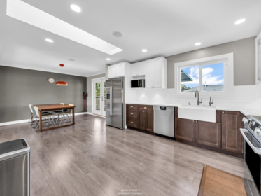 Primary Bathroom Photo of 6500 Azure Road, Richmond, BC