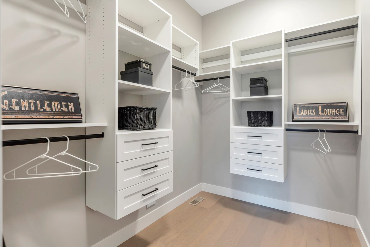 Fitness Center Photo Near 24417 Jenewein Drive, Maple Ridge, BC