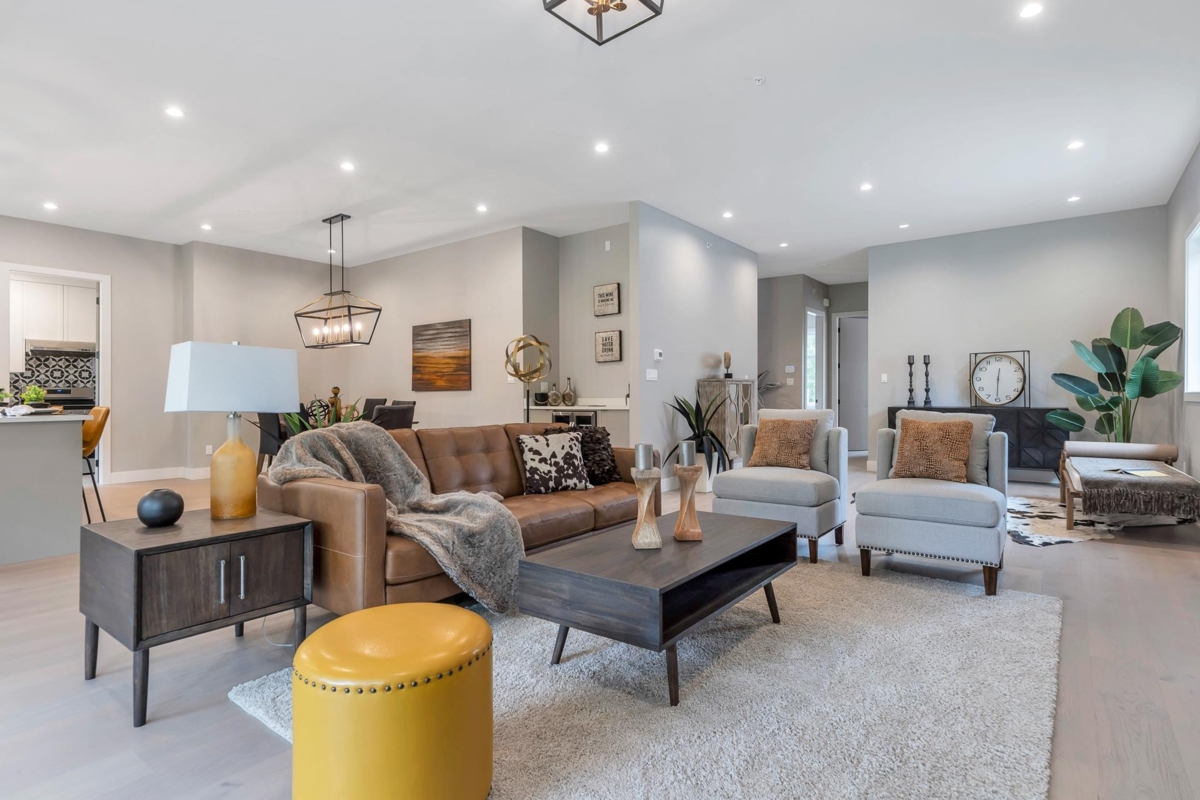 Kitchen Photo of 24417 Jenewein Drive, Maple Ridge, BC