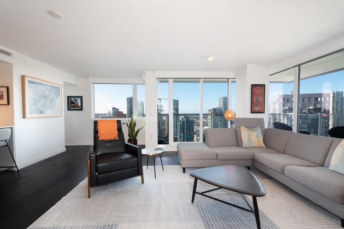 Kitchen Photo of 3206 1111 Richards Street, Vancouver, BC