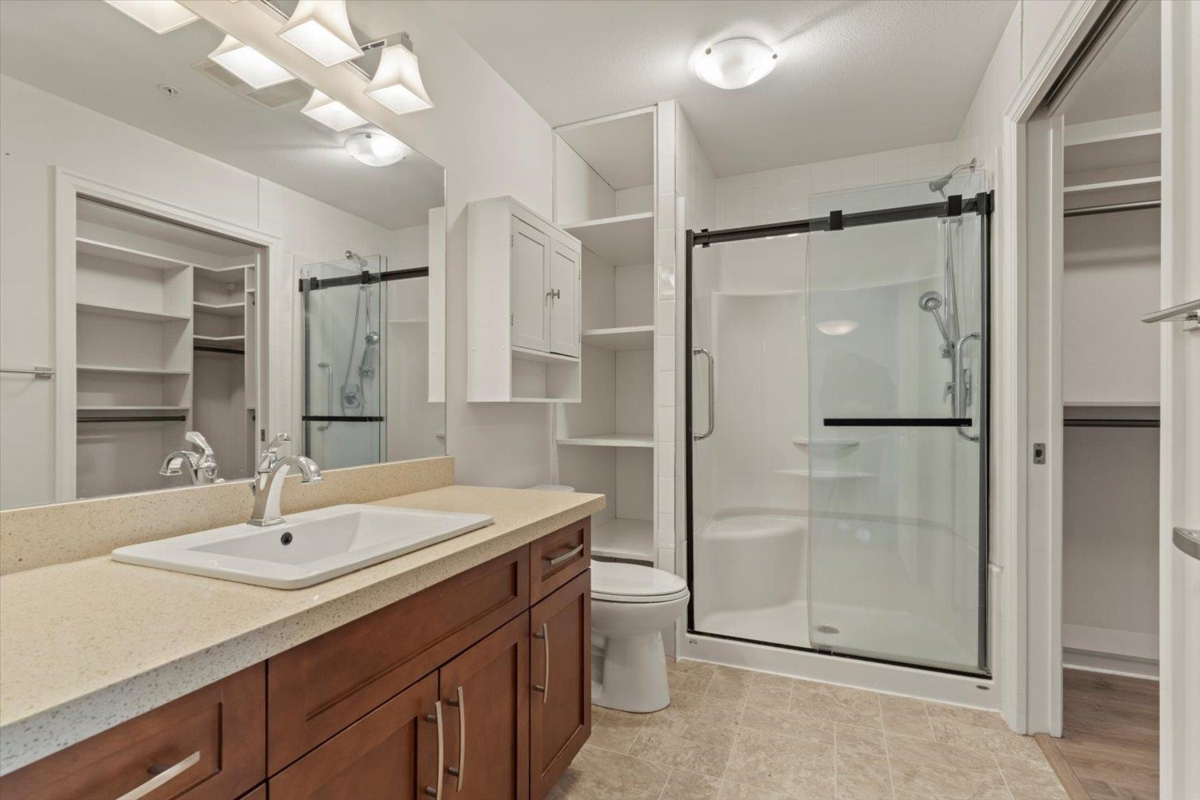 Mudroom Photo of 201 45750 Keith Wilson Road, Chilliwack, BC