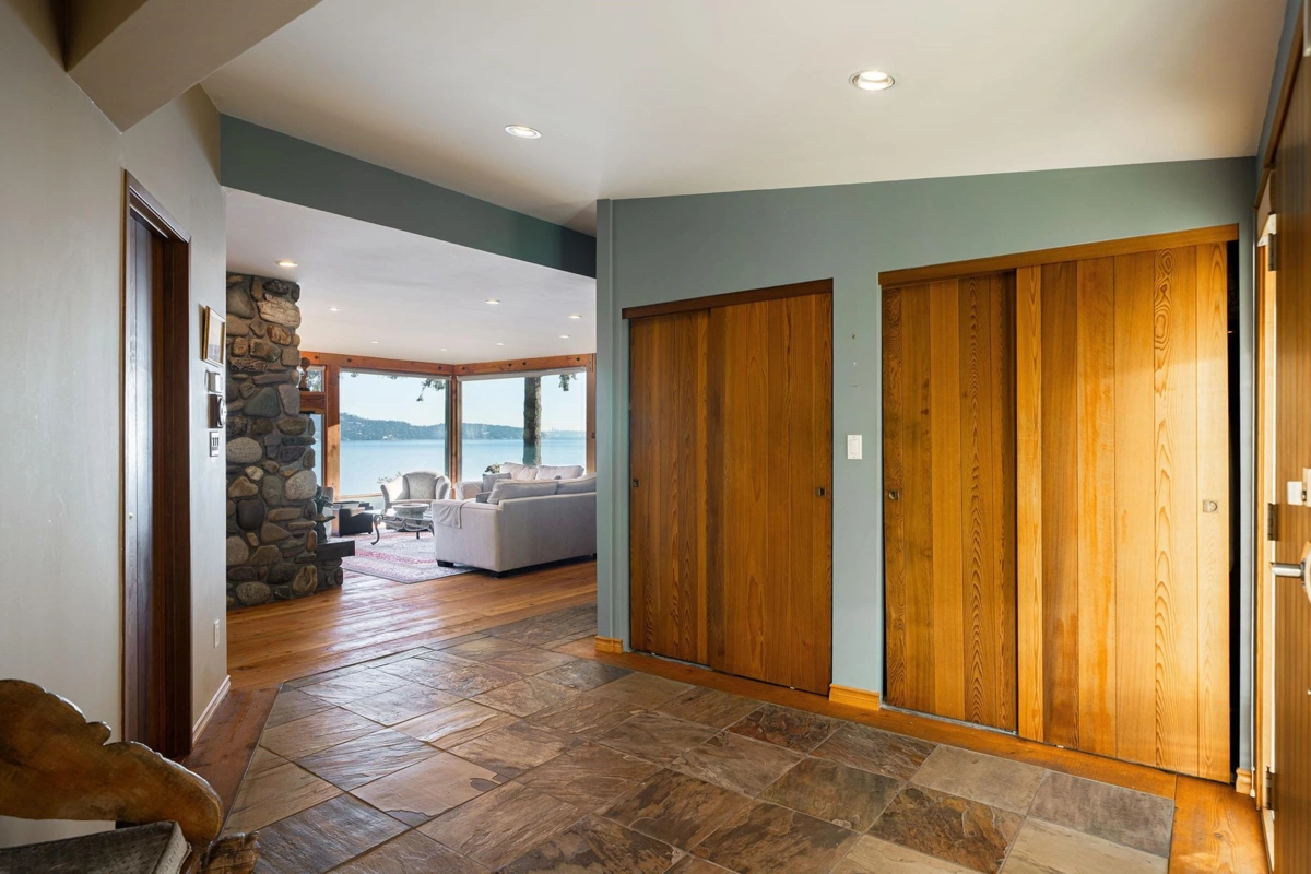 Primary Bedroom Photo of 835 Hummingbird Lane, Bowen Island, BC