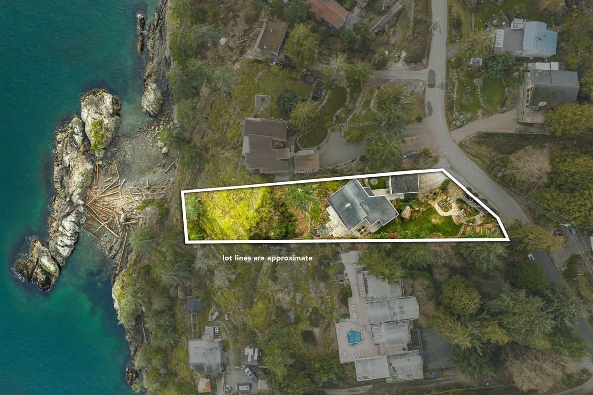 Street View Photo of 835 Hummingbird Lane, Bowen Island, BC