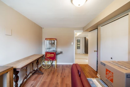 Laundry Room Photo of 1033 Cypress Street, White Rock, BC