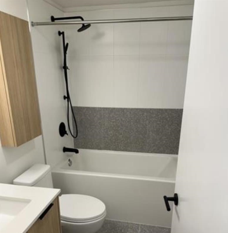 Dining Area Photo of 317 13439 94a Avenue, Surrey, BC