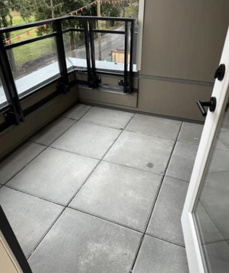 Family Room Photo of 317 13439 94a Avenue, Surrey, BC