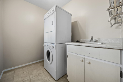Powder Room Photo of 4420 Waller Drive, Richmond, BC