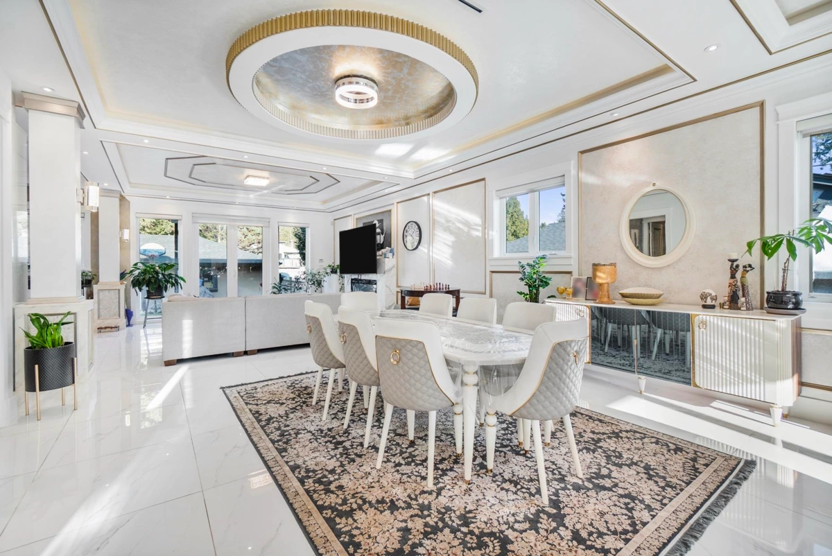 Primary Bedroom Photo of 512 W 23rd Street, North Vancouver, BC