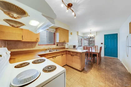 Kitchen Island Photo of 851 E 50th Avenue, Vancouver, BC