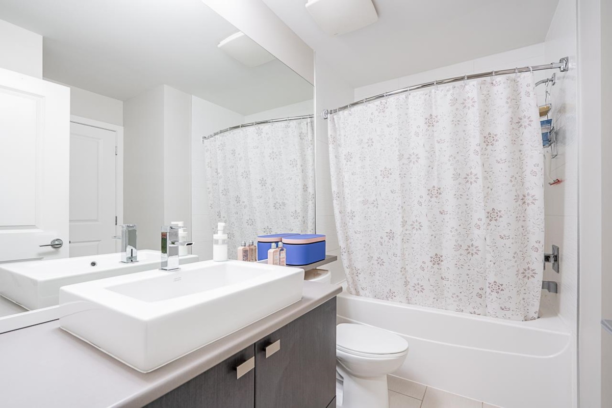 Laundry Room Photo of 223 5655 210a Street, Langley, BC