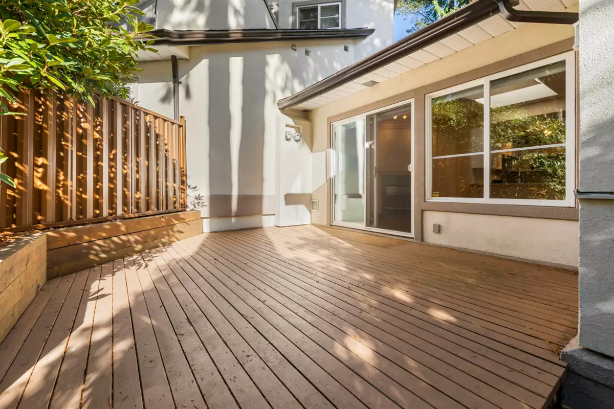 Aerial View of 1 13911 16 Avenue, Surrey, BC