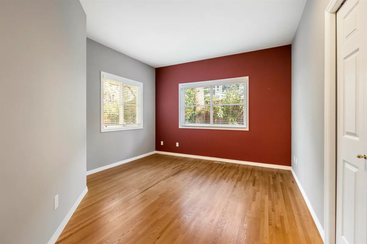 Loft / Bonus Room Photo of 1 13911 16 Avenue, Surrey, BC