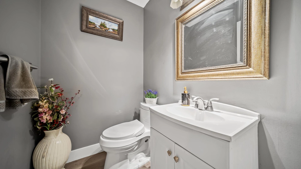 Backyard Photo of 145 7287 140 Street, Surrey, BC