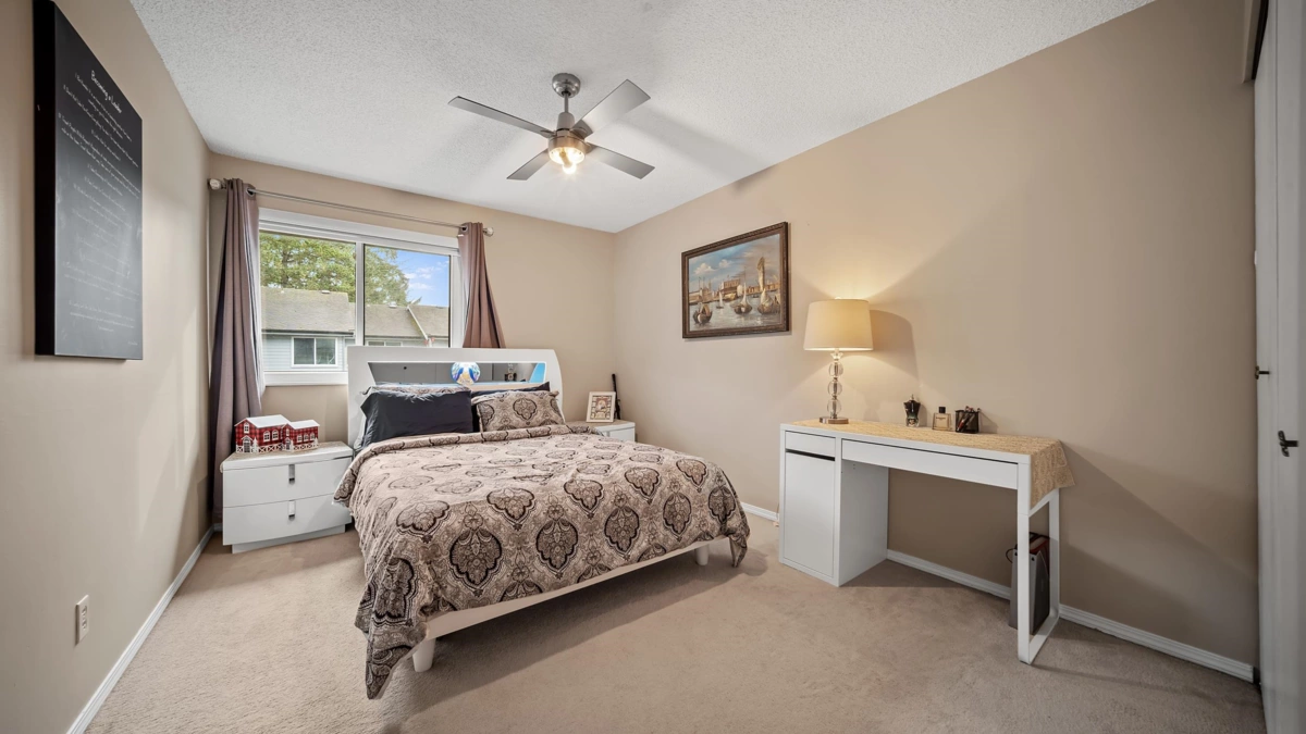 Primary Bathroom Photo of 145 7287 140 Street, Surrey, BC