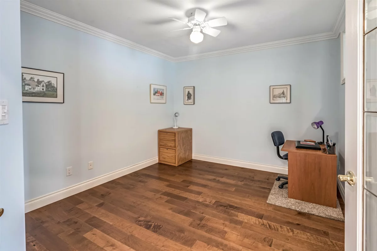 Bedroom 3 Photo of 205 1320 55 Street, Delta, BC