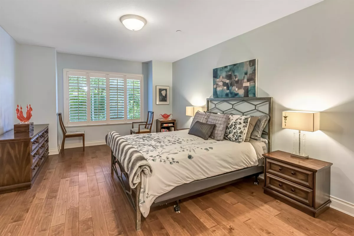 Primary Bathroom Photo of 205 1320 55 Street, Delta, BC