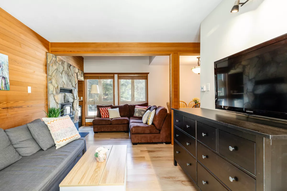 Bedroom 3 Photo of 18 6125 Eagle Drive, Whistler, BC