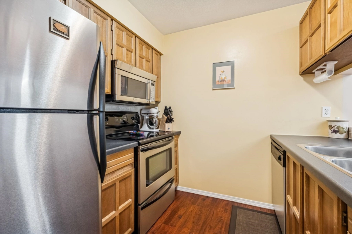 Primary Bathroom Photo of 310 11240 Daniels Road, Richmond, BC