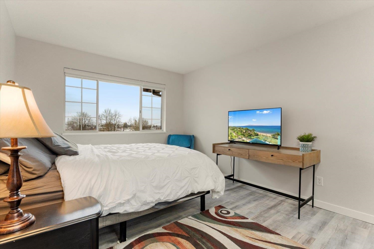 Bedroom 4 Photo of 307 2491 Gladwin Road, Abbotsford, BC