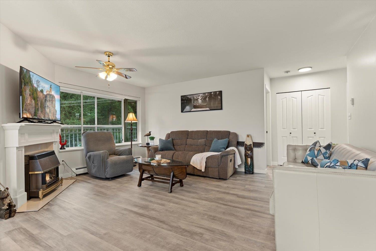 Family Room Photo of 307 2491 Gladwin Road, Abbotsford, BC