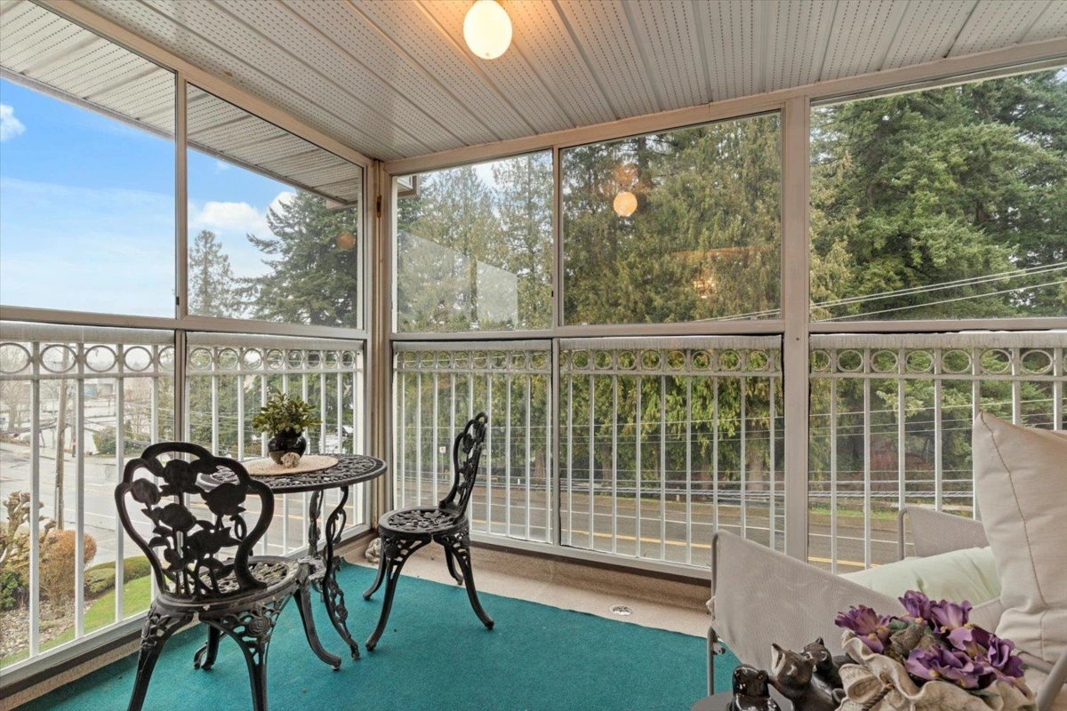 Staircase Photo of 307 2491 Gladwin Road, Abbotsford, BC