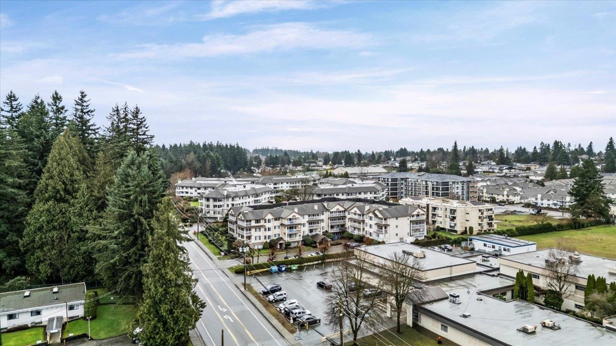 Street View Photo of 307 2491 Gladwin Road, Abbotsford, BC