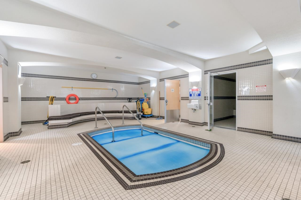 Basement Recreation Room Photo of 2403 969 Richards Street, Vancouver, BC