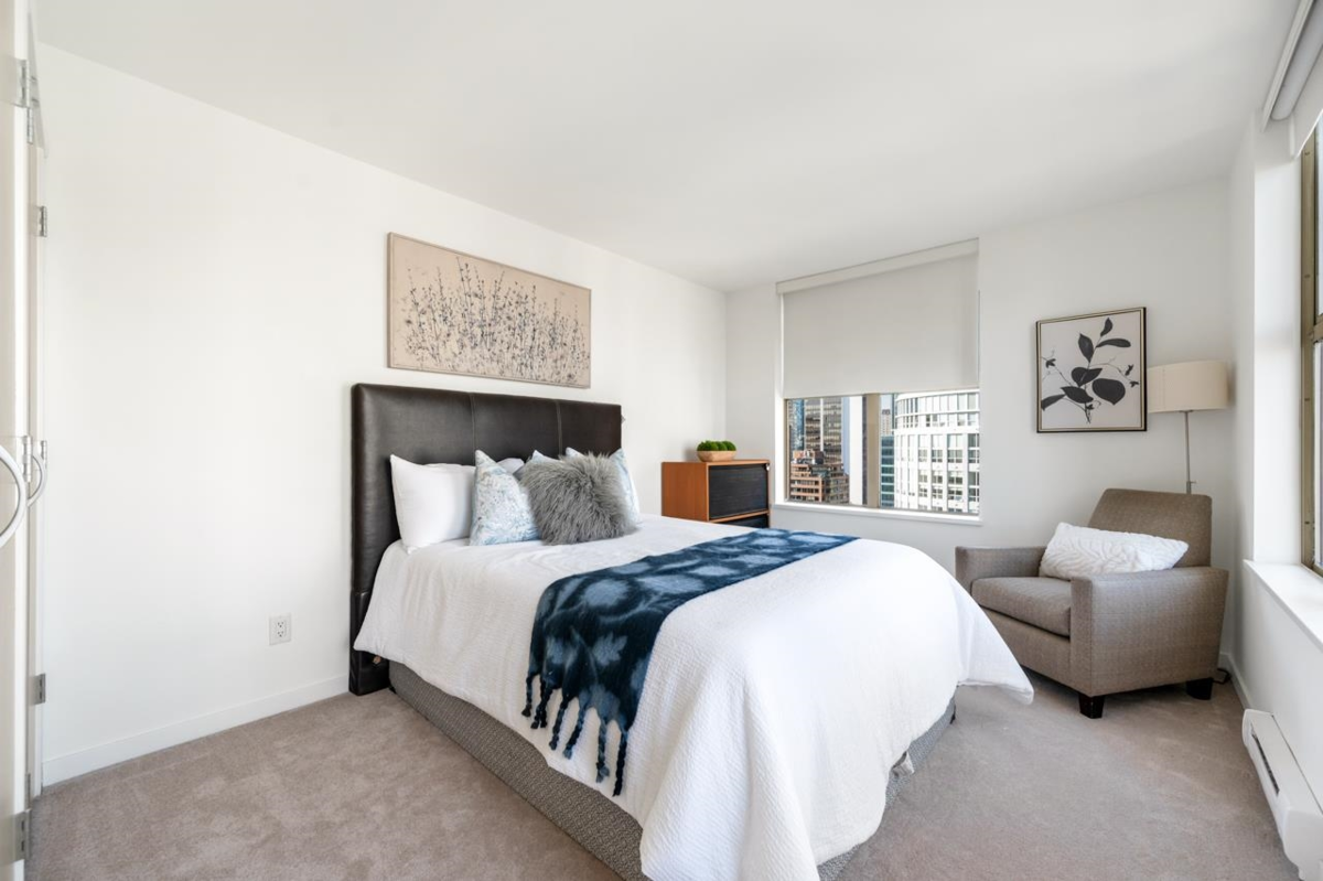 Breakfast Nook Photo of 2403 969 Richards Street, Vancouver, BC