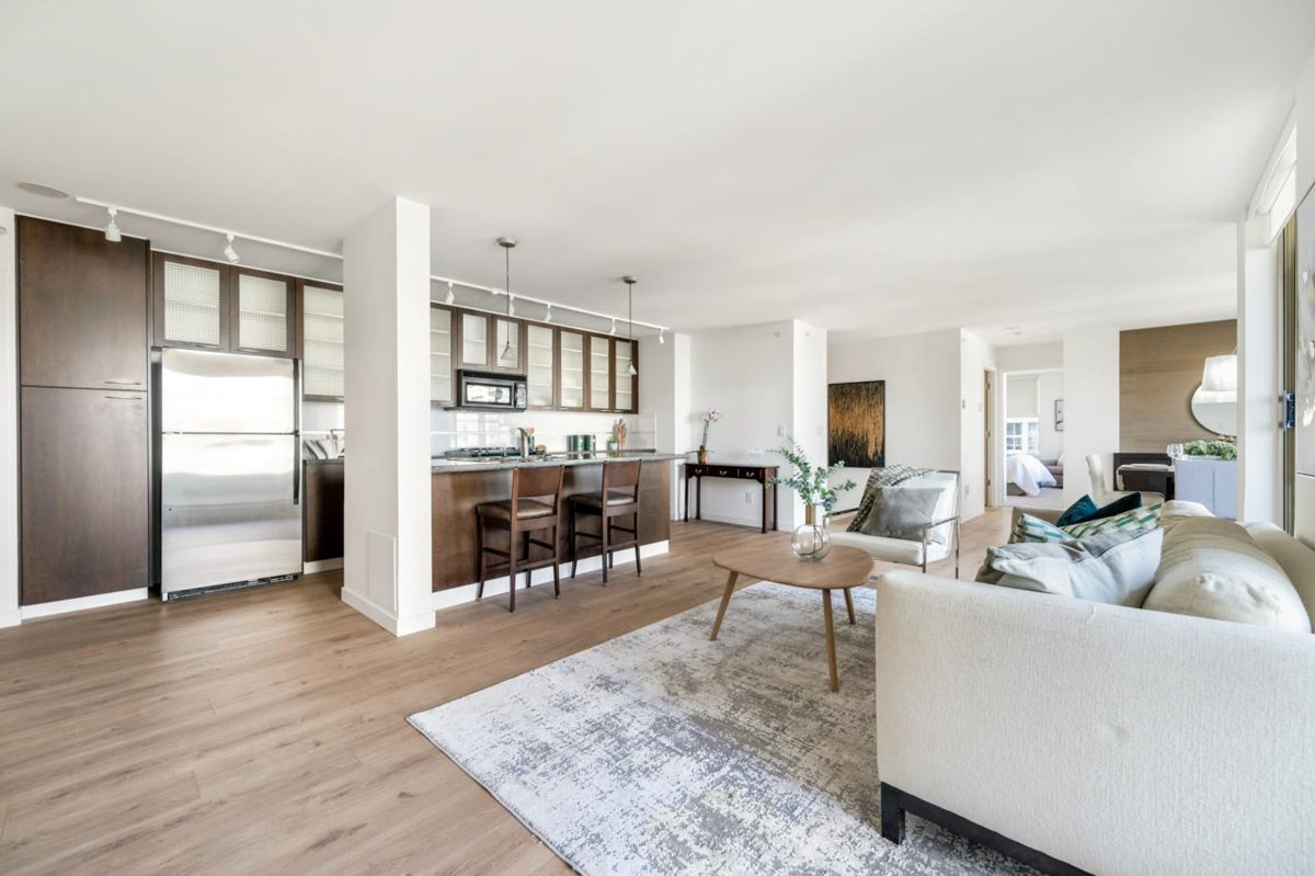 Family Room Photo of 2403 969 Richards Street, Vancouver, BC