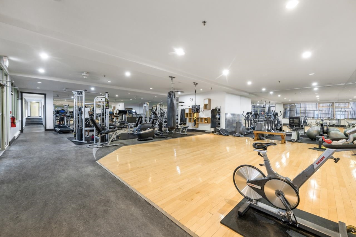 Laundry Room Photo of 2403 969 Richards Street, Vancouver, BC