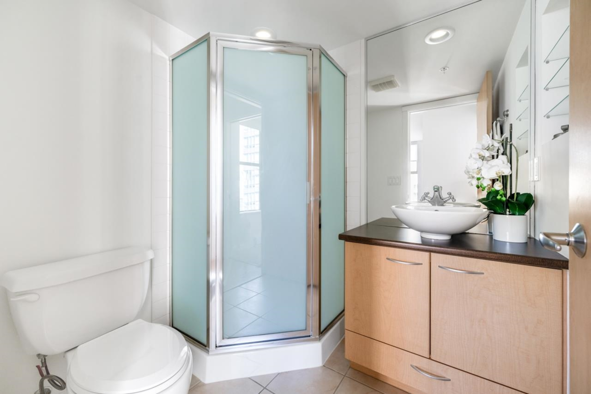 Primary Bedroom Photo of 2403 969 Richards Street, Vancouver, BC