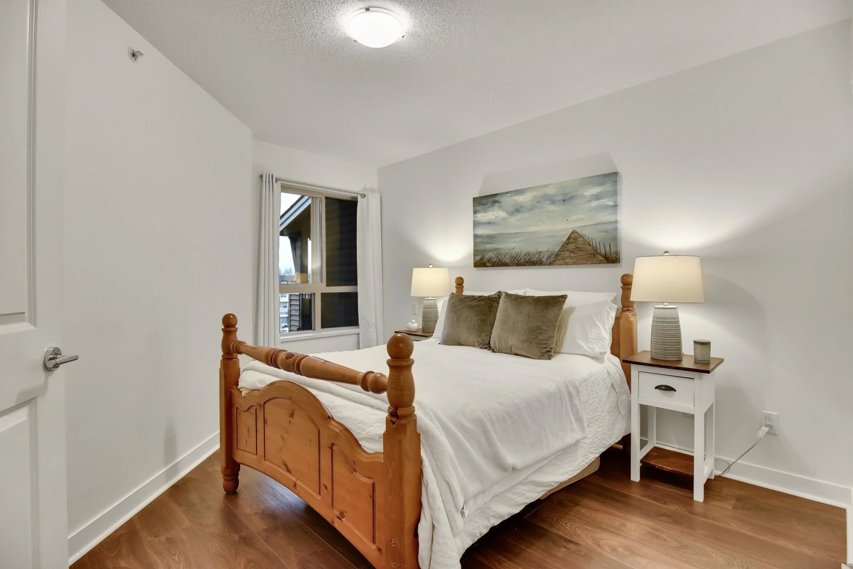 Bedroom 4 Photo of 402 8915 202 Street, Langley, BC