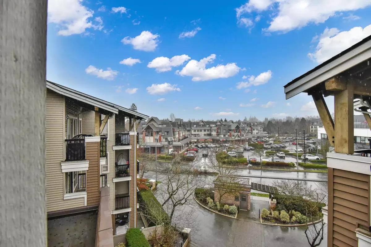Hallway Photo of 402 8915 202 Street, Langley, BC