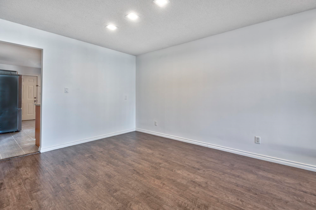 Kitchen Island Photo of 5842 Woodsworth Street, Burnaby, BC