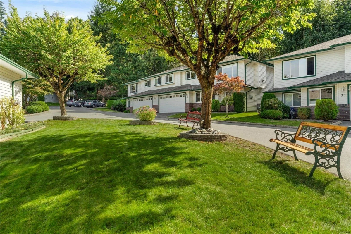 Outdoor Kitchen Photo of 35 34250 Hazelwood Avenue, Abbotsford, BC