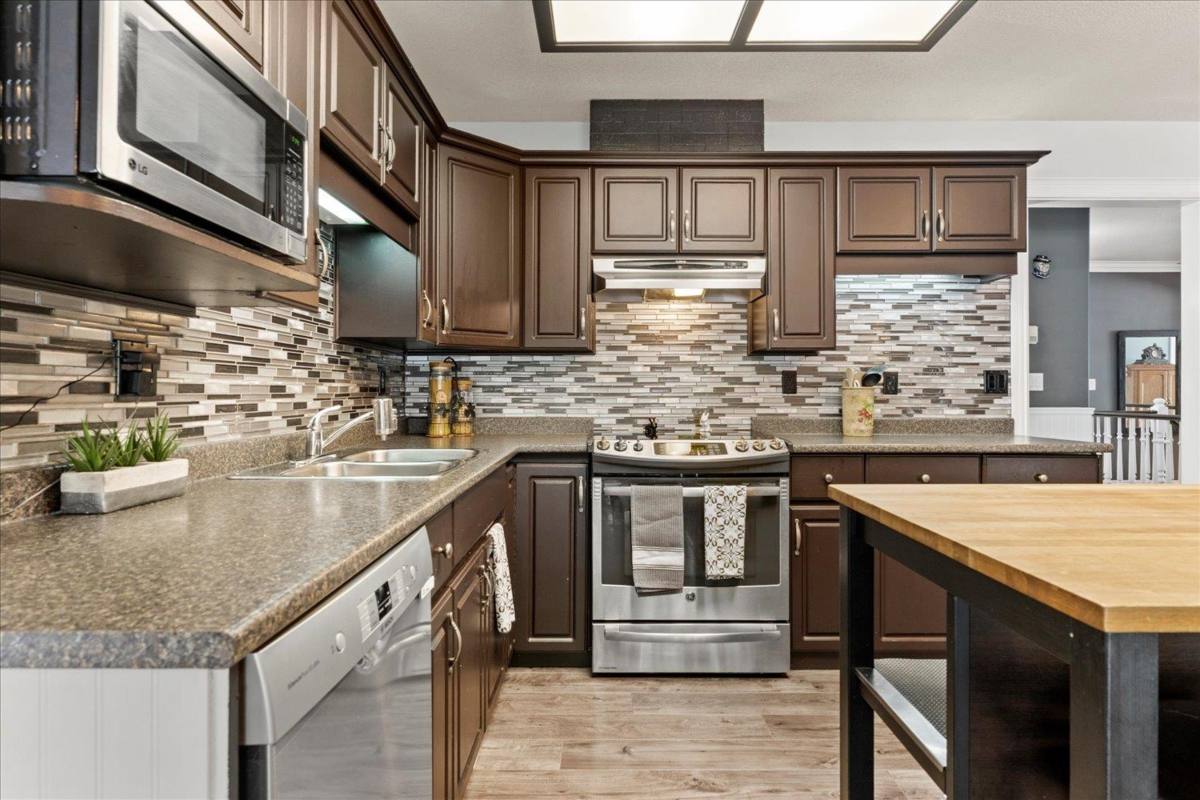 Primary Bedroom Photo of 35 34250 Hazelwood Avenue, Abbotsford, BC