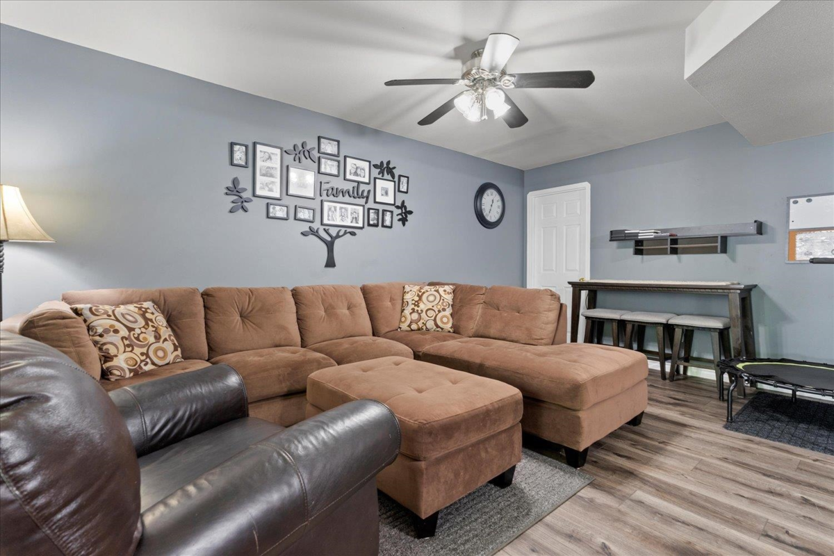 Staircase Photo of 35 34250 Hazelwood Avenue, Abbotsford, BC