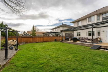 Garden / Landscaping Photo of 6528 187a Street, Surrey, BC